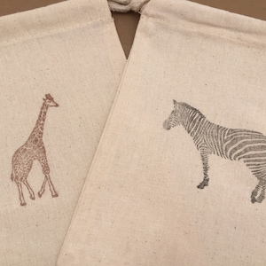 Safari Favor Bags: Muslin Bags With Safari Animal Designs; Safari Party drawstring bags, Zoo Favor Bags
