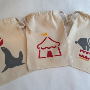 Carnival Party Treat Bags: Muslin Bags With Different Designs (6 x 9 inches) - Circus Favor Bag - Elephant, Big Top, Seal with Ball