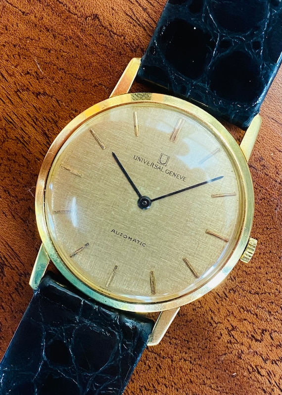 Universal geneve 18k gold watch sale