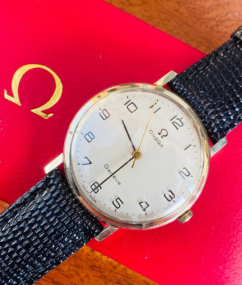1971 9K GOLD OMEGA GENEVE, Arabic Hours, Gentlemans. Boxed, Serviced