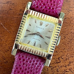 ROLEX 18k GOLD COCKTAIL Watch with Fluted Bezel. Reference 9356, Serviced, Dates Circa 1958.