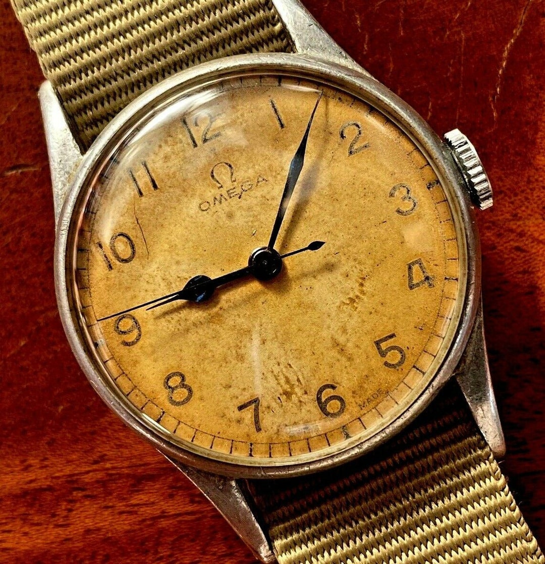 Buy 1943 Omega Pilot's Watch: Royal Navy Fleet Air Arm, HS8, WWII Online in  India