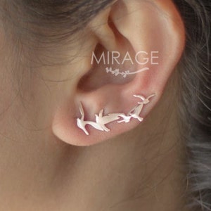 Fliegende Vögel Ohr Kletterer / 14K Gold handgemachter Schmuck / Stimmungsschmuck / Paar