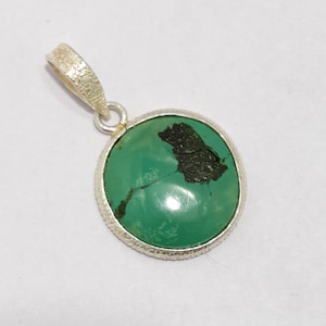 Natural Turquoise Silver Necklace, 92.5 Sterling Silver Chain Necklace , Handcraft Gemstone Pendant, Cabochon Round Pendant For MOM.