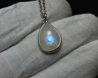 Natural Rainbow Moonstone Pendant, Blue Fire Moonstone Pendant, Handmade Cabochon Gemstone Chain Necklace, 92.5 Sterling Silver Necklace.