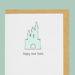 Bonne nouvelle maison. Château émaillé - Carte Teddy Perkins.