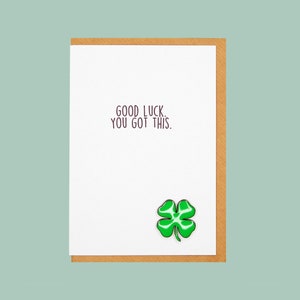 Bonne chance. Vous l'avez compris. - Carte trèfle à 4 feuilles émaillée à la main Teddy Perkins.