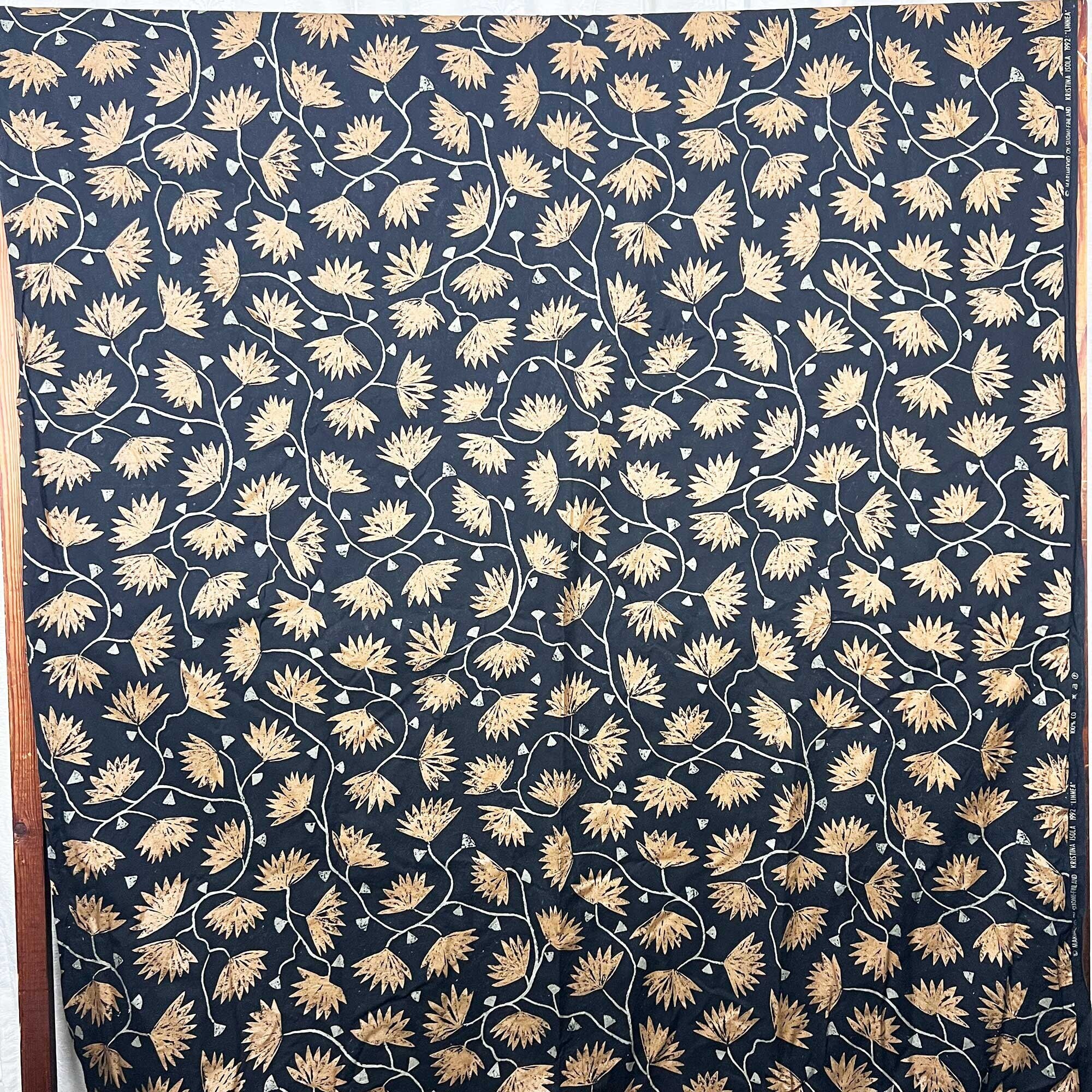 マリメッコ ヴィンテージ ファブリック クッカケト 約148×141 マリメッコ ヴィンテージ ファブリック クッカケト 約148×141