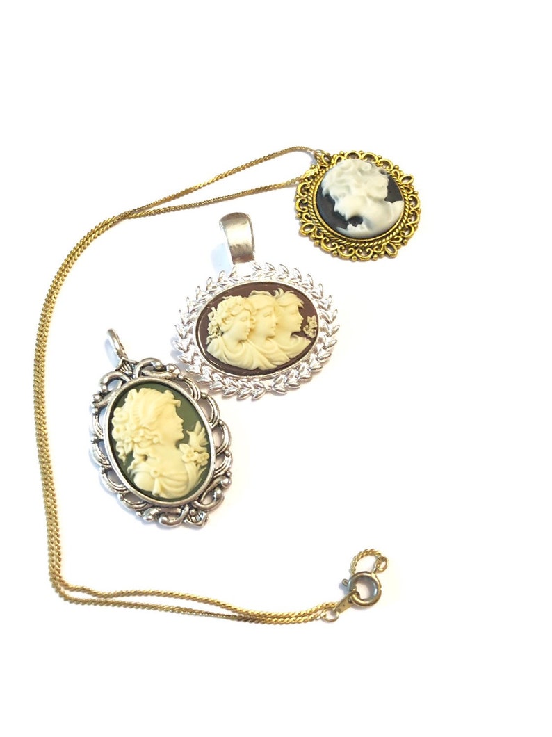3pcs Lot Set Cameo Cabochon Gold Silver Tone Necklace Pendant Combo Beautiful Ornate Elegant Pieces Gifts for Her Vintage