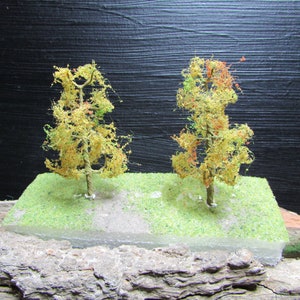 Miniature Sycamore Trees (2): Autumn Diorama Craft Trees