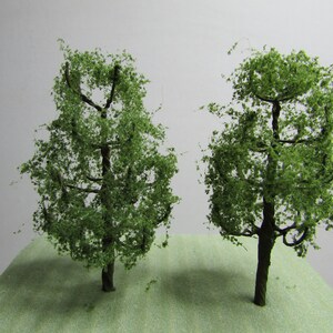 Miniature Sycamore Trees (2&quot;): Terrarium Diorama Craft Trees