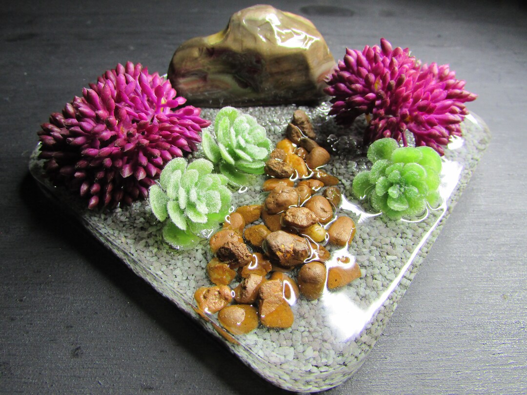 Table Terrarium, Resin Terrarium, Nature Decor, Miniature Landscape, Rock Decor, Nature Display