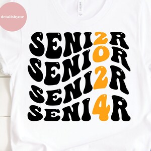 Senior 2024 Svg, Klasse van 2024 Svg, Graduate 2024 SVG, 2024 Grad SVG, Golvende Tekst Graduate 2024, Grappig shirt SVG, Gradiatie SVG, 2024 Grads