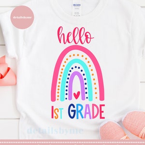 Hallo eerste klas SVG, terug naar school SVG, 1e klas Svg, eerste schooldag, leraar vector, silhouet png eps dxf vinyl gesneden digitaal bestand