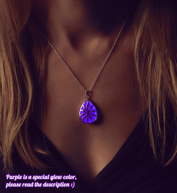 purple glow necklaces