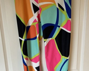 Fabletics Winn Printed PowerHold Capri Size M Multicolor 90s Barbie Geometric