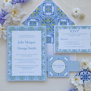 Hochzeitseinladung mit blauen und gelben Fliesen, Hochzeitseinladung mit portugiesischen Fliesen, halbindividuelle Hochzeitseinladung, personalisierte portugiesische blaue Fliese