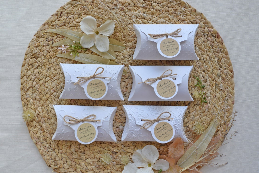 Pack of 10 White Fancy Pillow Box, Favor Box, Pillow Box Wedding, Favor