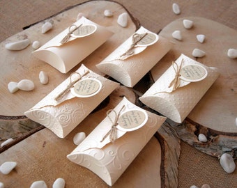 Kussen-achtige doos, voor cadeau of huwelijkssouvenir op glanzend karton (Pack of 5)