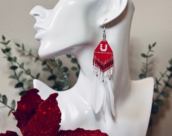 Boucles d'oreilles plumes Utes University of Utah : franges perlées tissées à la main