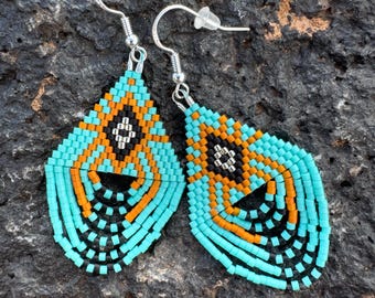 Boucles d'oreilles perlées faites à la main - Inspiration amérindienne