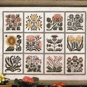 A Prairie Garden *FREE Insured Shipping* Prairie Schooler Retired Counted Cross Stitch Chart Pattern Book No. 35 Authorized Reprint 4073