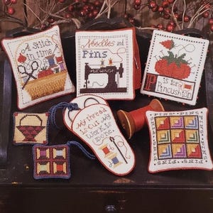 PINS & NEEDLES Cross Stitch Patterns: Prairie Schooler Book No. 115 Authorized Reprint 04-1636