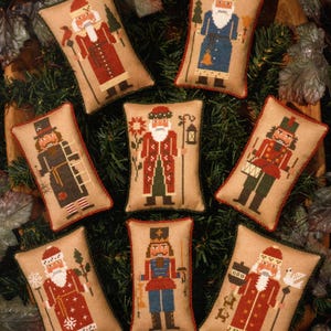 NUTCRACKERS Cross Stitch Patterns: Christmas Prairie Schooler Book No. 59 Authorized Reprint 96-880 DiY