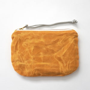 Cartera / bolso de mano / bolso con cremallera de lona encerada marigold