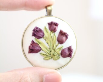 Silk Ribbon Embroidery Necklace: Red Tulips, Vintage Style, Round Pendant