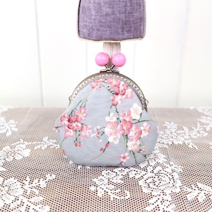Cherry blossoms coin purse with kiss lock clasp : Gray and pink