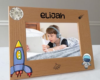 Space astronaut picture frame personalized, Kids picture frame, Baby gift / 4x6 photo frame / Printed