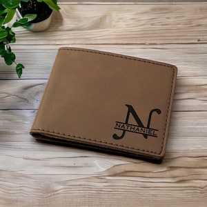 Cartera de cuero grabada personalizada: cartera personalizada para hombre, regalo único para él, cartera delgada plegable con texto o mensaje personalizado