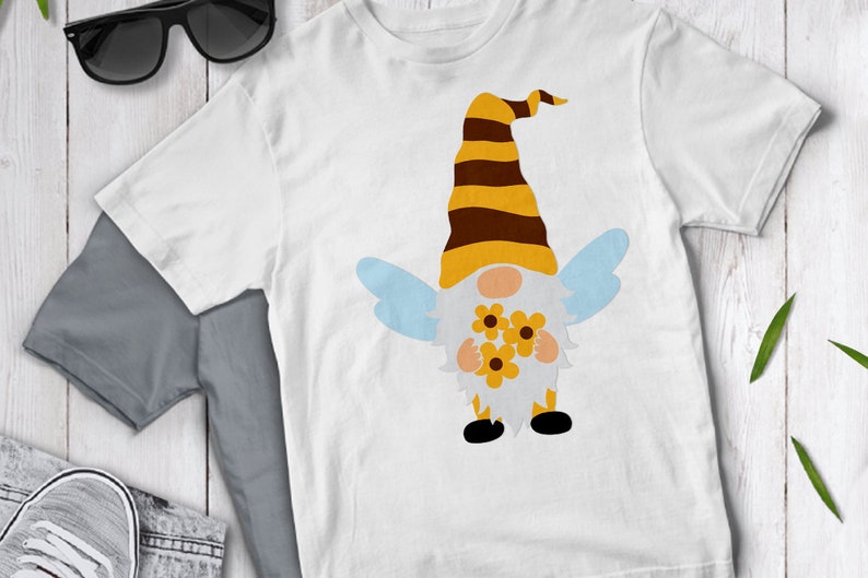Download Gnome SVG Bees Gnomes SVG Gnome Bee Keeper Bee Gnome SVG ...