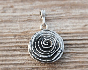 Silver Rose pendant || | little rose || floral jewelry || small elegant rose necklace pendant || gift for her || silver flower pendant