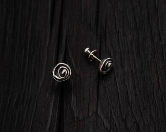 Little Silver rose earrings || Gifts for girl || Romantic drop earrings for nature lowers || silver roses || handmade floral jewelry
