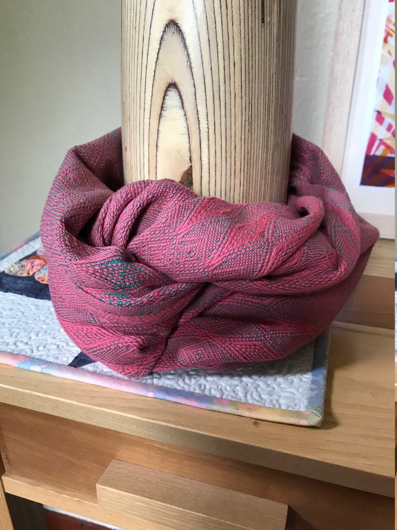 SALE ITEM A Unique Design Aqua Blue Cashmere Cotton equal mix on Salmon Pink Cotton 'Infinity' Scarf or Cowl imagem 1