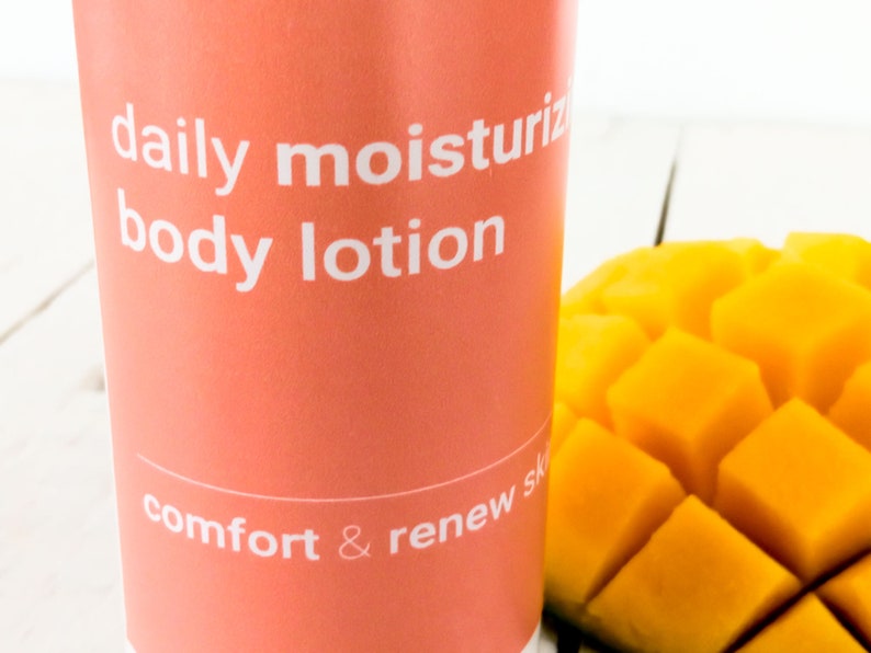 Lait hydratant quotidien pour le corps à la mangue et à la papaye image 8