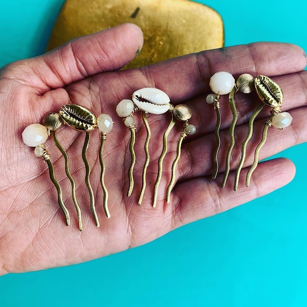 Cowrie shell hair accessories, cowrie shell hair jewelry, mermaid hair accessory, beach hair jewelry, beach wedding hair pin, gift for her