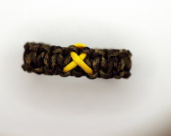 Military Deployment Support and Awareness Ribbon Paracord Bracelet, Camo With Yellow Ribbon Laced Paracord Bracelet