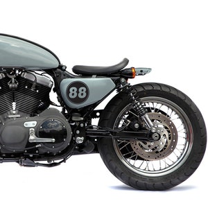 Kundenspezifischer Motorrad-Tanknummer-Abziehbild-Aufkleber Cafe Racer Wählen Sie Farbe und Nummer, erstaunlicher Cafe Racer-Look.