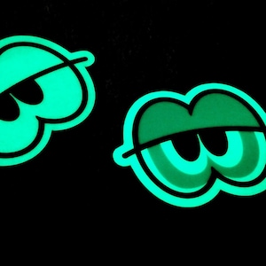 Toony Glow in The Dark Eyes - Hypno Eyes - Vinyl Water Bottle Sticker