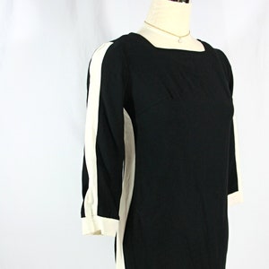 Vestido minivestido deportivo vintage MCM de mediados de siglo con rayas blancas y negras, tallas S y M, manga 3/4, años 60