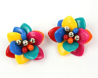 Vintage 1980s Colorful Plastic Floral Flower Clip On Earrings Costume Jewelry