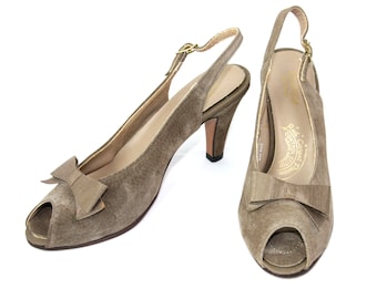 Vintage Revelations suède pumps hakken slingbacks met strik, bruin, ongedragen: 7,5