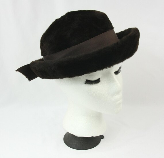 Vintage Caravelle Patrice Faux Fur Felt Bowler Derby  display picture 1