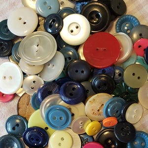 100 Colored Buttons - Plastic Buttons Shirt Buttons Blue Buttons White Buttons  - 2 Hole Buttons - Buttons for Sewing Crafts - Button Lot