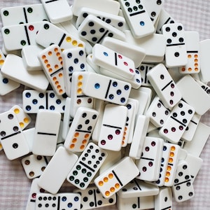 Lot of 103 White Plastic Dominoes - Color Dot Dominoes - Colored Dominoes - Vintage Domino Game - Game Pieces for Crafts - Domino Toy