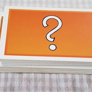 Lot énorme de cartes Monopoly Chance provenant de plusieurs jeux - cartes de monopole modernes - éphémères de monopole - créations de jeux de société - jeu de société à faire soi-même