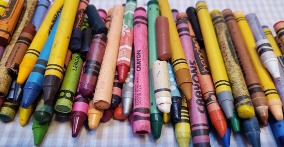 Bulk Crayons // Crayola Crayons // Crayon Melting Art // Crayon